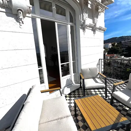 Tassigny Stylish - 2 Bedroom Sleeps 4 Free Parking * Cannes